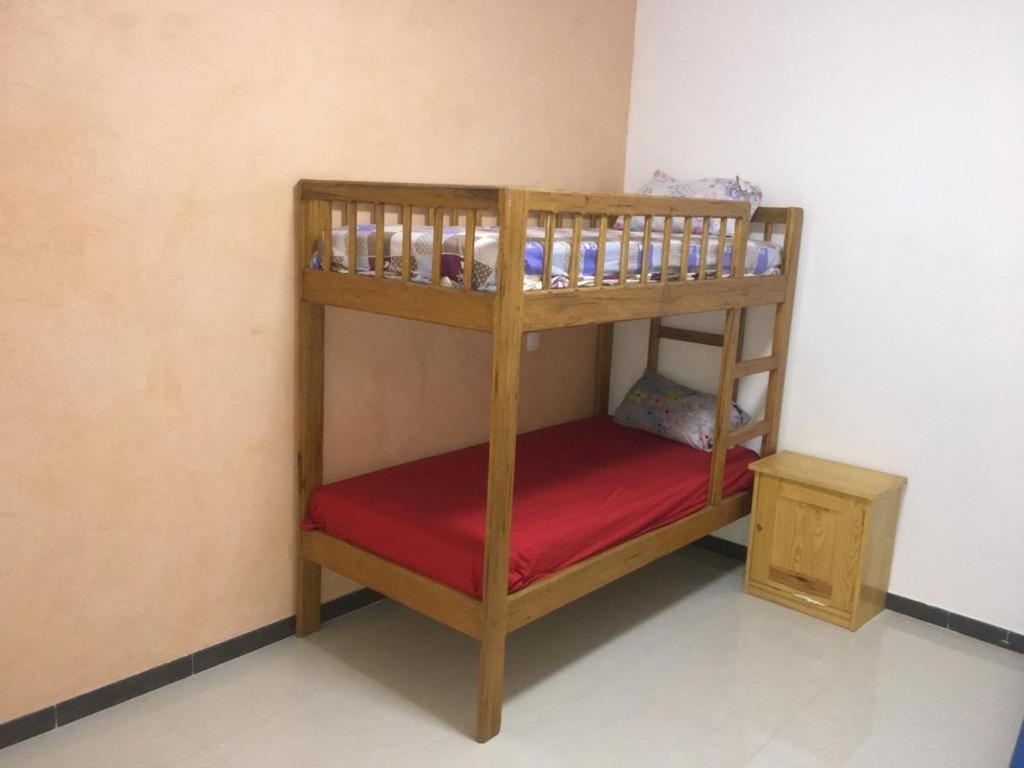 Saly - Villa Kage 6 Chambres -Clim-Wifi-Eau Chaude-Billard-Babyfoot-Ping Pong-Canal - Electricite Non Comprise Exterior foto