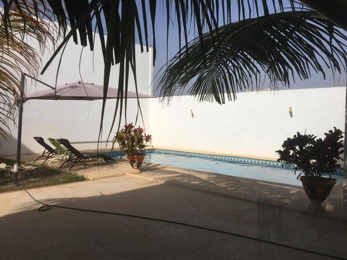 Saly - Villa Kage 6 Chambres -Clim-Wifi-Eau Chaude-Billard-Babyfoot-Ping Pong-Canal - Electricite Non Comprise Exterior foto