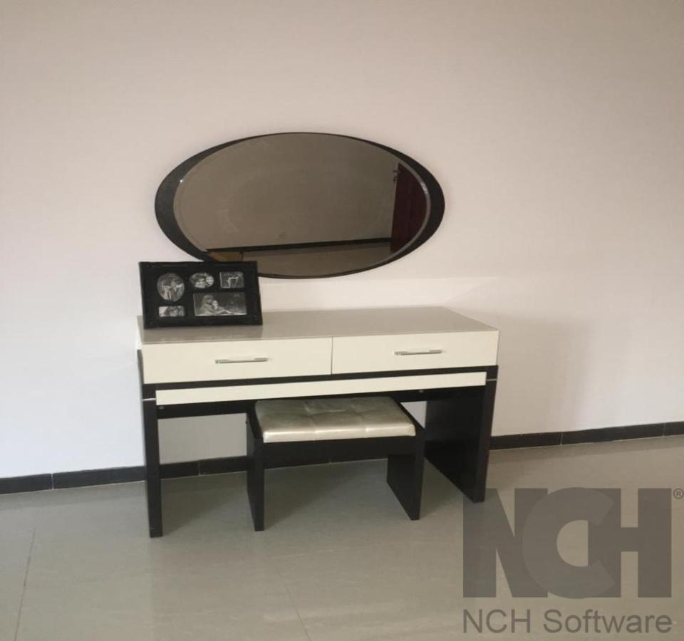 Saly - Villa Kage 6 Chambres -Clim-Wifi-Eau Chaude-Billard-Babyfoot-Ping Pong-Canal - Electricite Non Comprise Exterior foto